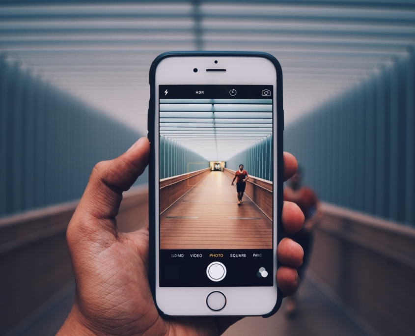 amir-hanna-sweUF7FcyP4-unsplash